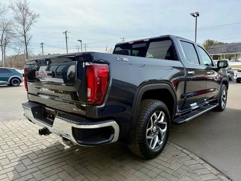 Used 2023 GMC Sierra 1500 SLT image 9