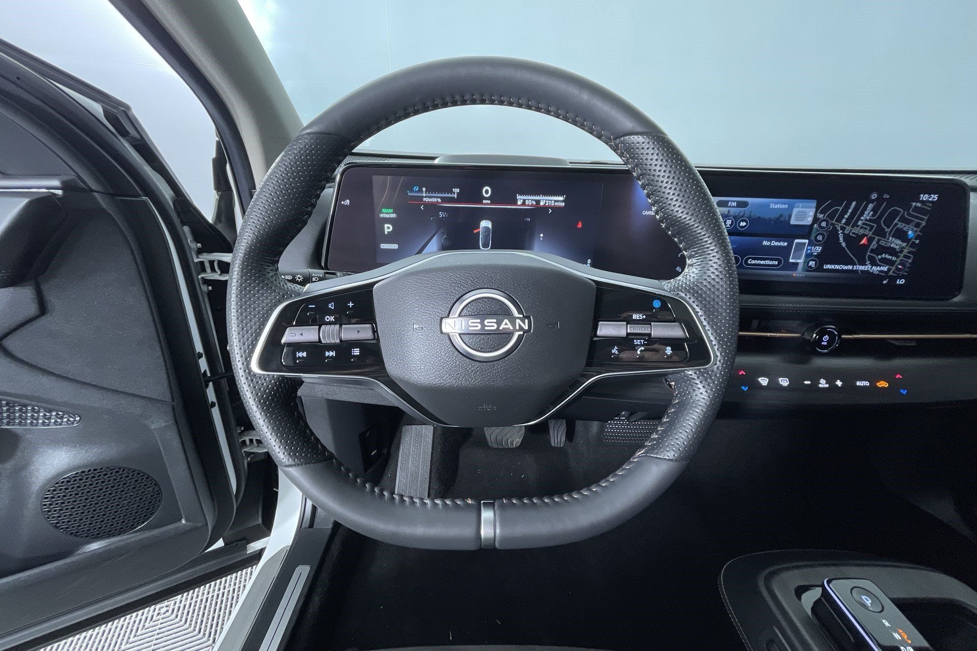 Certified 2024 Nissan Ariya AWD image 16
