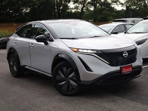 Certified 2023 Nissan Ariya FWD image 2