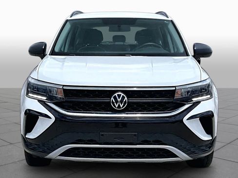 Used 2022 Volkswagen Taos S FWD image 4