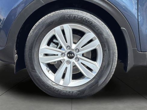 Used 2017 Kia Sportage LX w/ LX Popular Package AWD/4WD image 11
