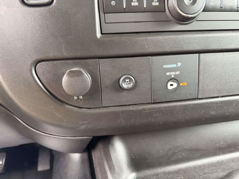 Used 2024 GMC Savana 2500 w/ Driver Convenience Package RWD image 22