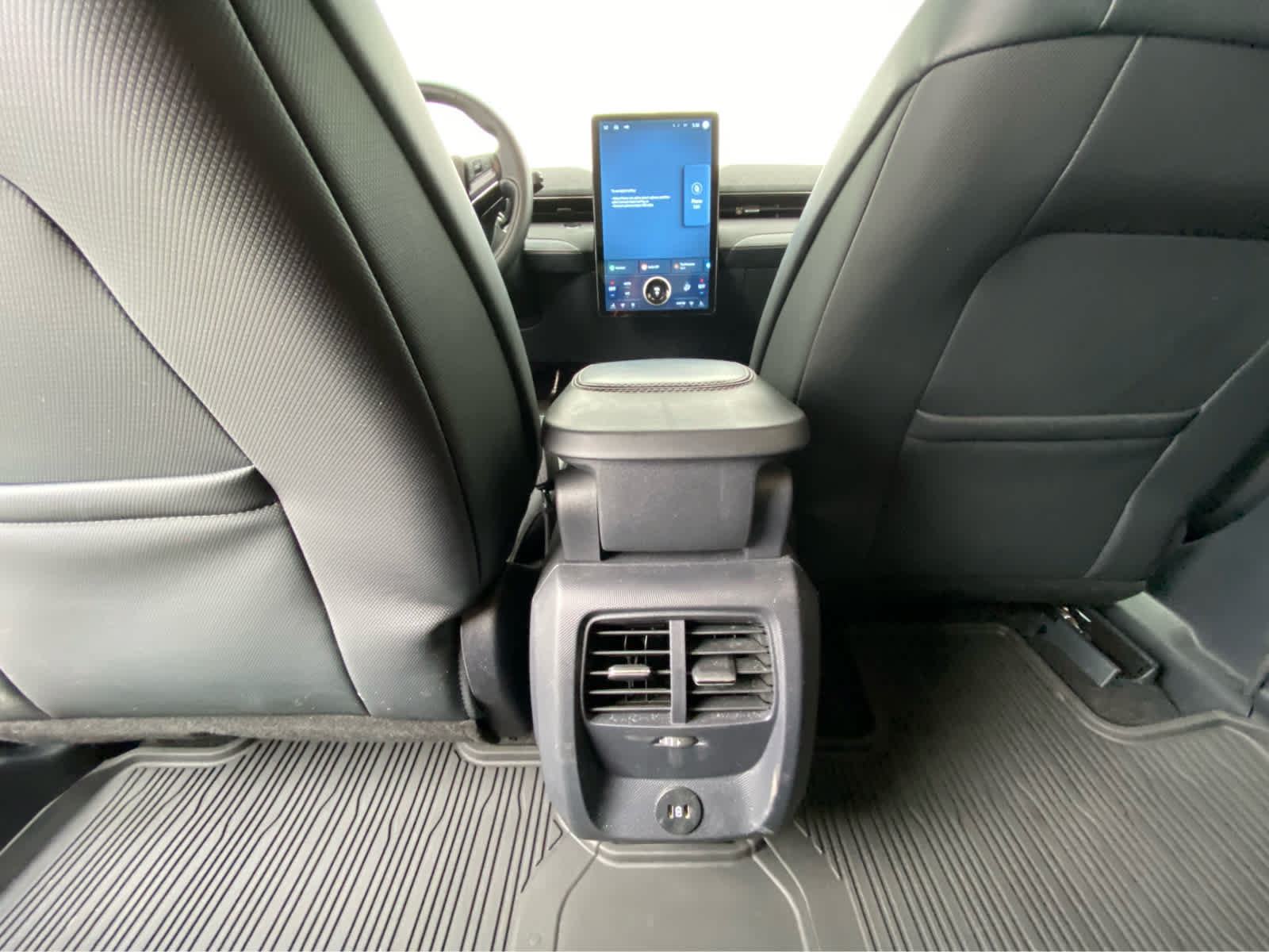 Used 2024 Ford Mustang Mach-E Premium AWD/4WD image 17
