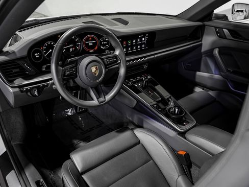 Used 2023 Porsche 911 Carrera w/ Premium Package RWD image 9