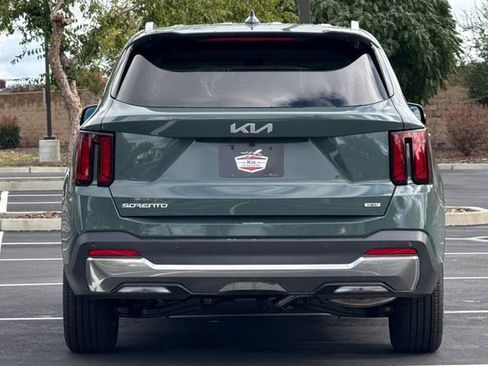 New 2026 Kia Sorento EX FWD image 6