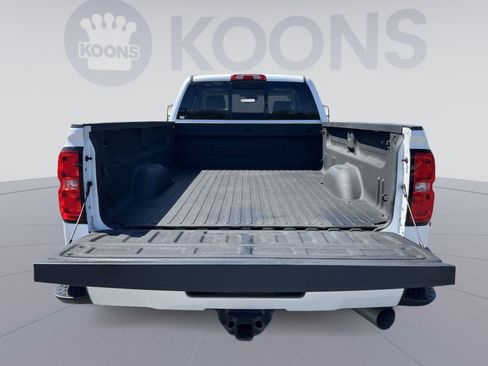 Used 2018 GMC Sierra 3500 Denali w/ Duramax Plus Package image 34