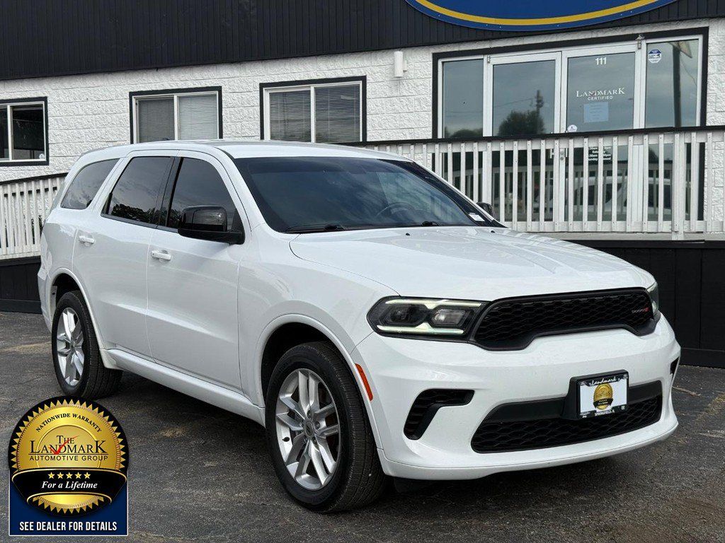 Used 2023 Dodge Durango GT AWD/4WD image 3