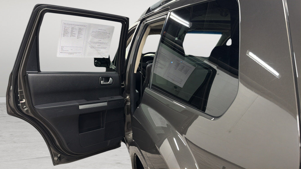 Used 2010 Mitsubishi Endeavor SE AWD/4WD image 30