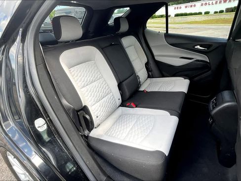 Used 2019 Chevrolet Equinox LS w/ LS Convenience Package image 19