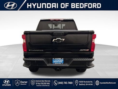 Used 2025 Chevrolet Silverado 1500 ZR2 w/ Technology Package AWD/4WD image 10