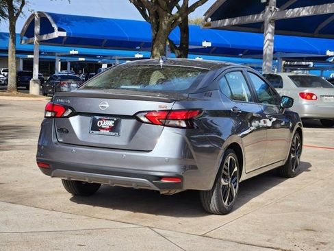 Used 2024 Nissan Versa SR image 14