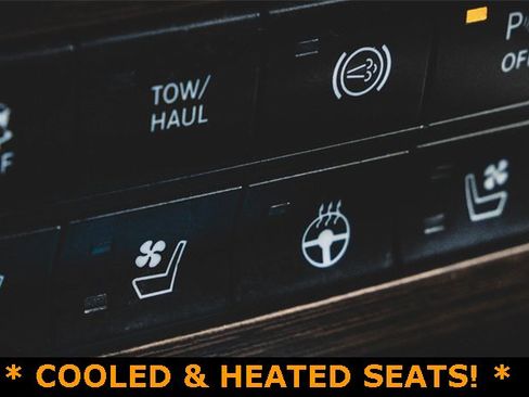 Used 2014 RAM 3500 Laramie w/ Convenience Group image 6