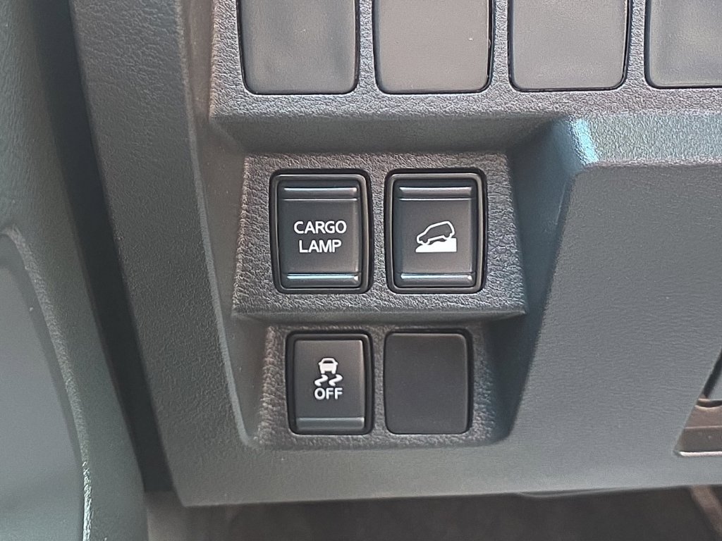 Used 2024 Nissan Frontier S AWD/4WD image 22