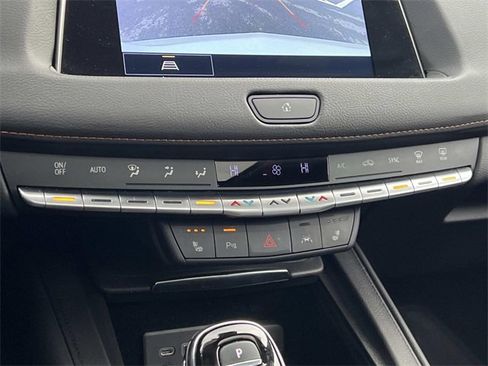 Certified 2023 Cadillac XT4 Sport w/ LPO, Onyx Lite Package image 24