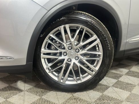 Used 2023 Acura MDX SH-AWD w/ Advance Package image 2