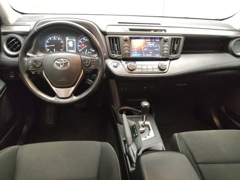 Used 2017 Toyota RAV4 XLE image 22