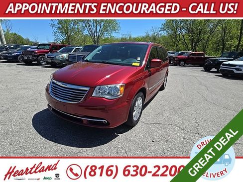 Used 2012 Chrysler Town & Country Touring w/ Entertainment Group #1 image 1
