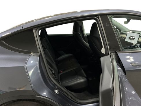 Certified 2023 Tesla Model Y Performance AWD/4WD image 11