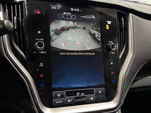 Used 2023 Subaru Outback Premium image 8