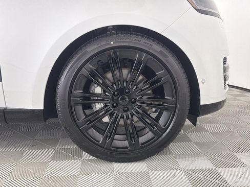 New 2026 Land Rover Range Rover SE image 34