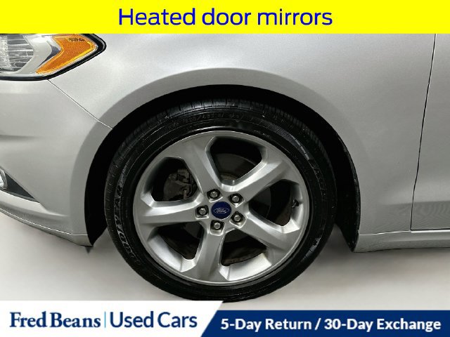 Used 2016 Ford Fusion SE FWD image 35