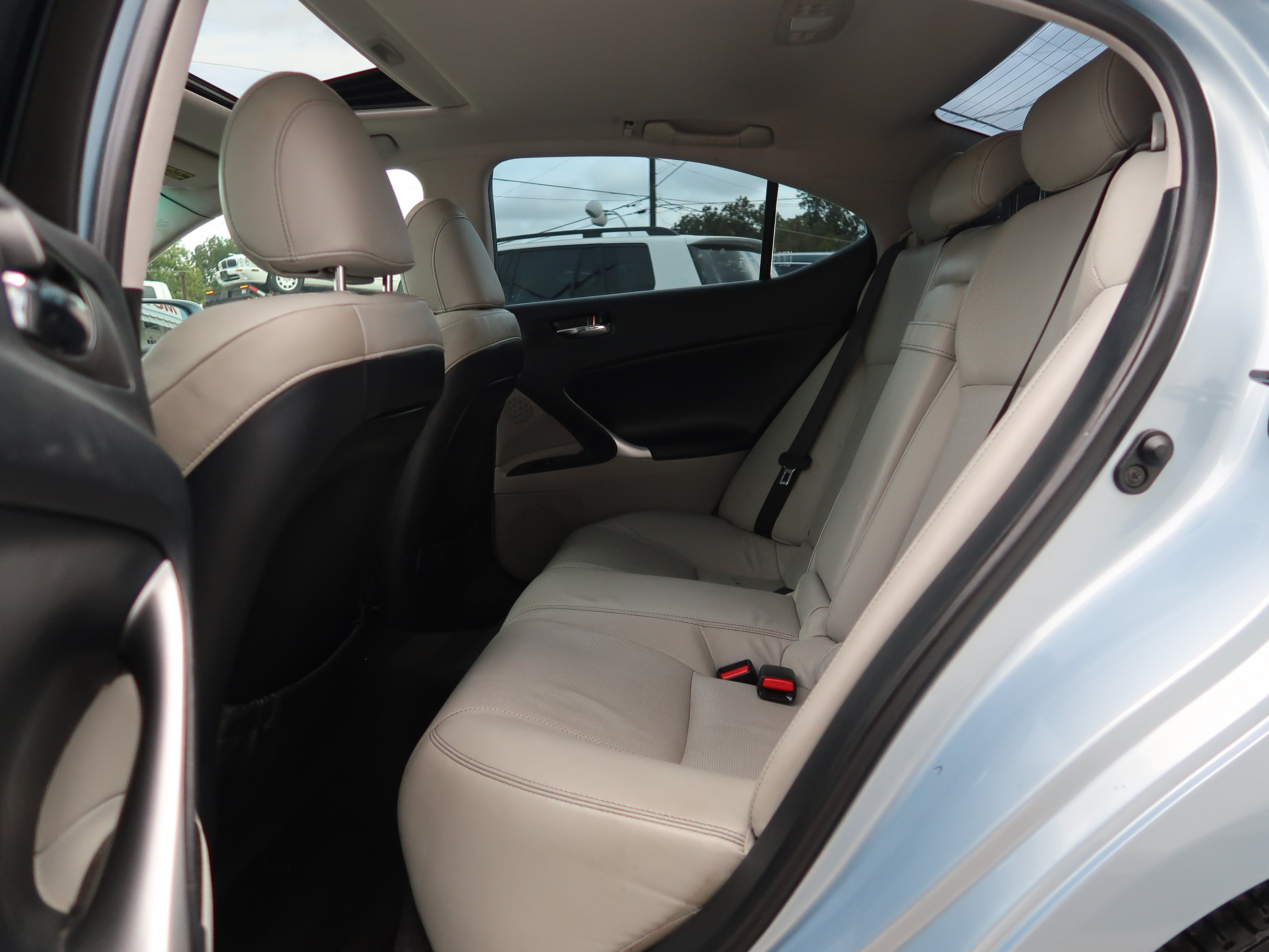 Used 2011 Lexus IS 250 w/ Premium Pkg Value Edition RWD image 27
