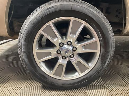 Used 2014 Ford F150 Lariat w/ Equipment Group 501A Mid image 21