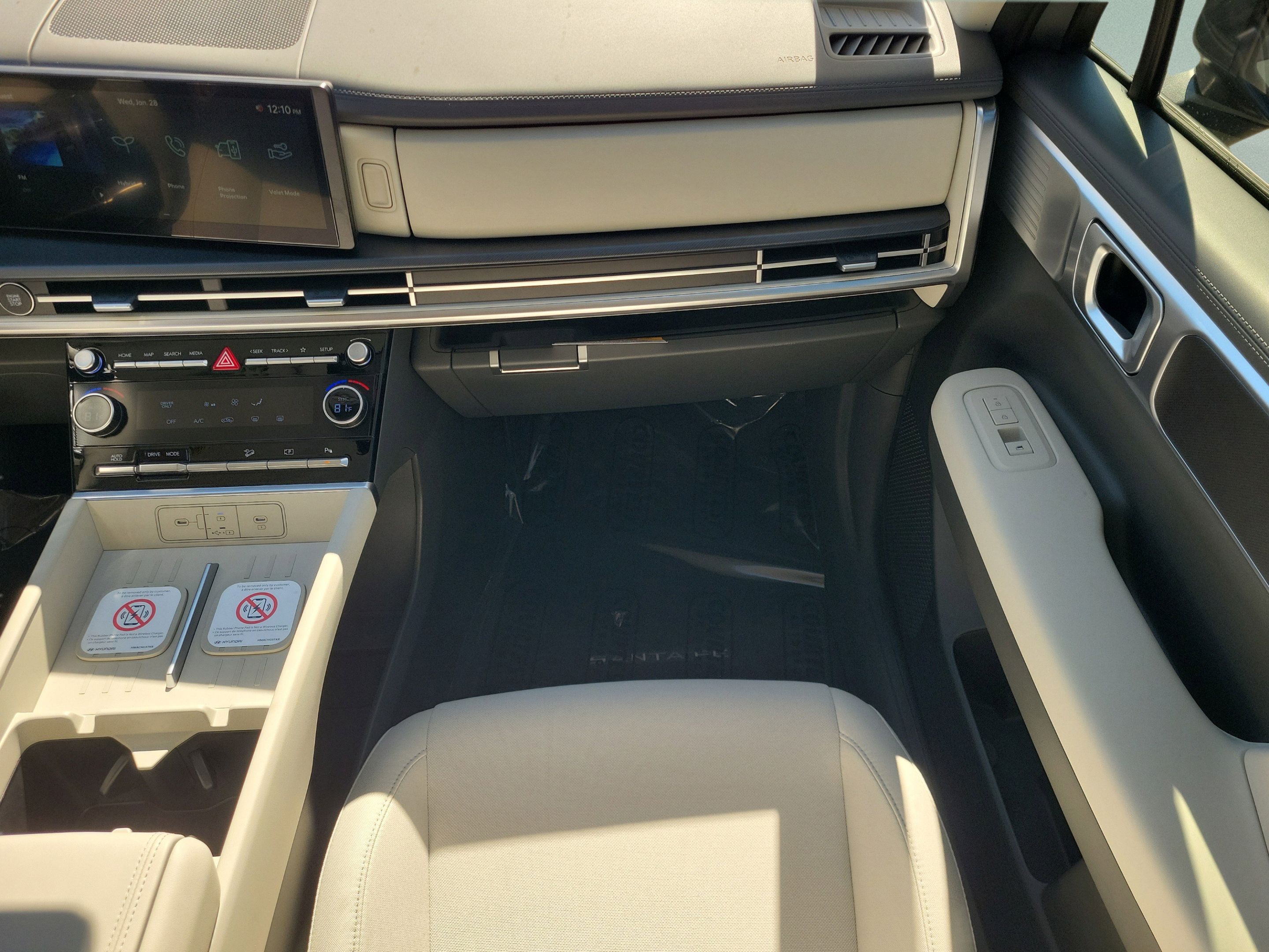 New 2026 Hyundai Santa Fe SE FWD image 14