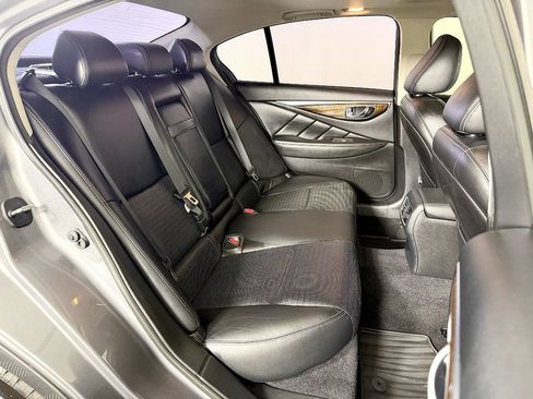 Used 2015 INFINITI Q50 w/ Deluxe Touring Package RWD image 45