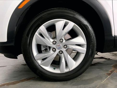Used 2025 Buick Encore GX Preferred AWD/4WD image 9