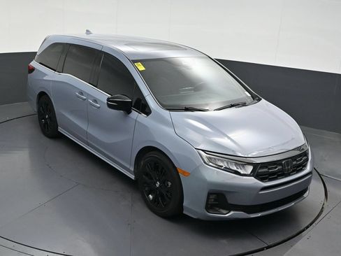 Used 2025 Honda Odyssey Sport-L image 21