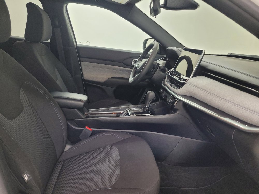 Used 2023 Jeep Compass Sport AWD/4WD image 21