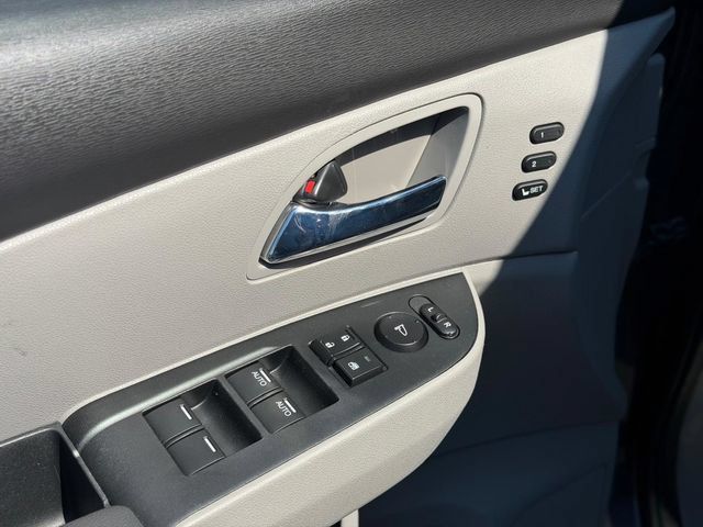 Used 2016 Honda Odyssey Touring image 6
