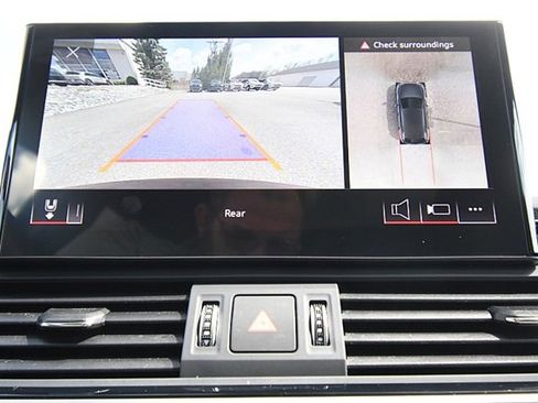 Used 2024 Audi SQ5 Premium Plus image 22