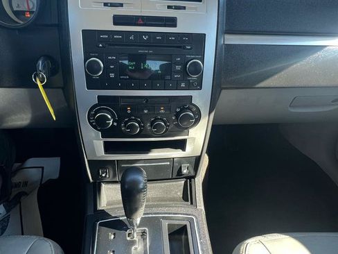 Used 2009 Dodge Charger SXT RWD image 26