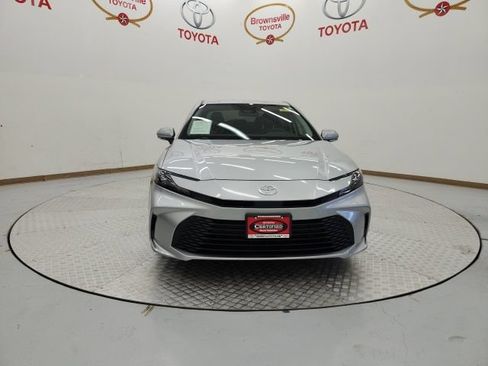 Used 2026 Toyota Camry LE FWD image 4