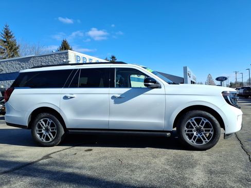 Used 2025 Ford Expedition Max Active image 3