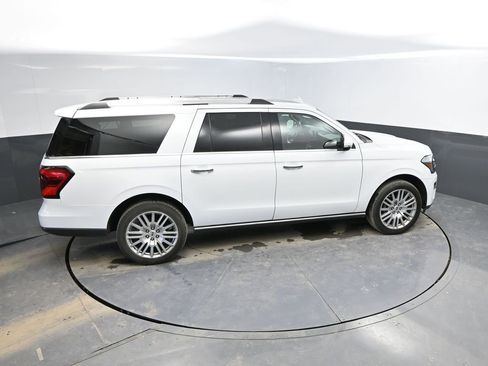 Used 2024 Ford Expedition Max Limited image 18