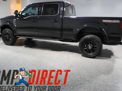 Used 2022 Ford F250 Lariat w/ Tremor Off-Road Package AWD/4WD image 10