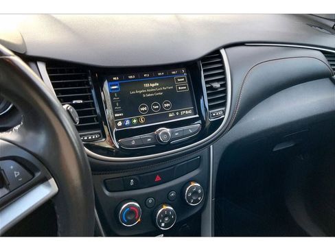 Used 2019 Chevrolet Trax LT image 7