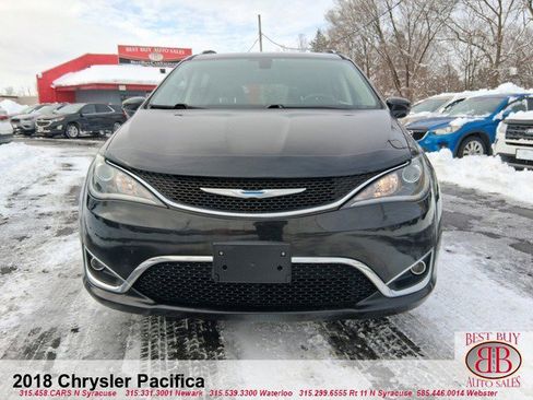 Used 2018 Chrysler Pacifica Touring-L image 8