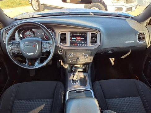 Used 2023 Dodge Charger SXT image 3