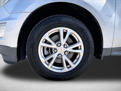 Used 2017 Chevrolet Equinox LT w/ Convenience Package FWD image 10