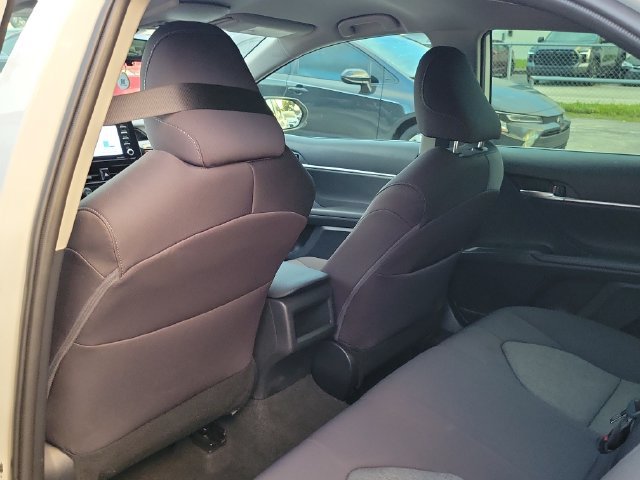 Used 2024 Toyota Camry LE FWD image 7