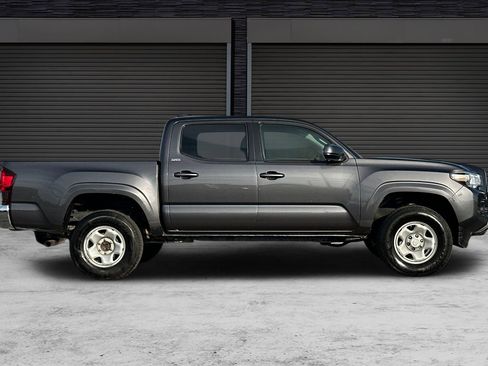 Used 2023 Toyota Tacoma SR5 image 3