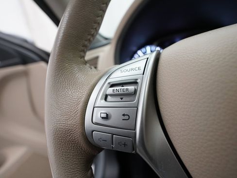 Used 2016 Nissan Altima 2.5 SV w/ Convenience Package image 17