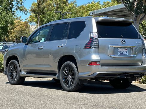 Certified 2023 Lexus GX 460 Luxury w/ Sport Design Package AWD/4WD image 6