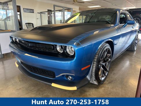 Used 2023 Dodge Challenger R/T w/ T/A Package image 1