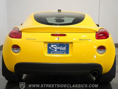 Used 2009 Pontiac Solstice Coupe w/ Premium Package image 27