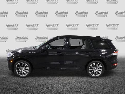 Used 2025 Lincoln Aviator AWD w/ Jet Appearance Package image 6